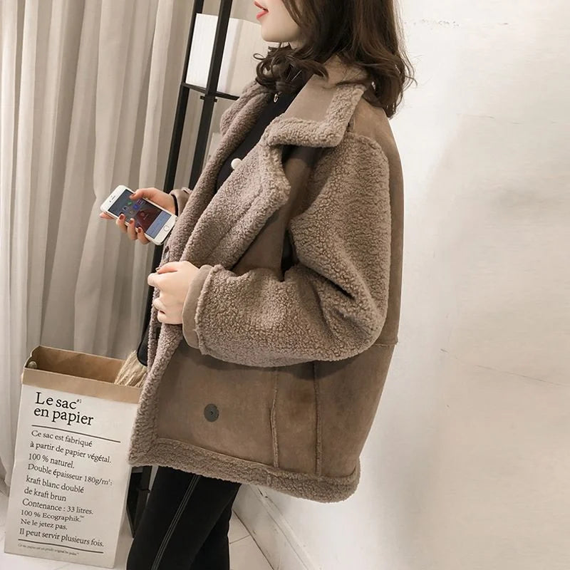 Shearling Moto Jacket: Women's Thickened Integrated Lamb Fur Coat (Pellet Texture)